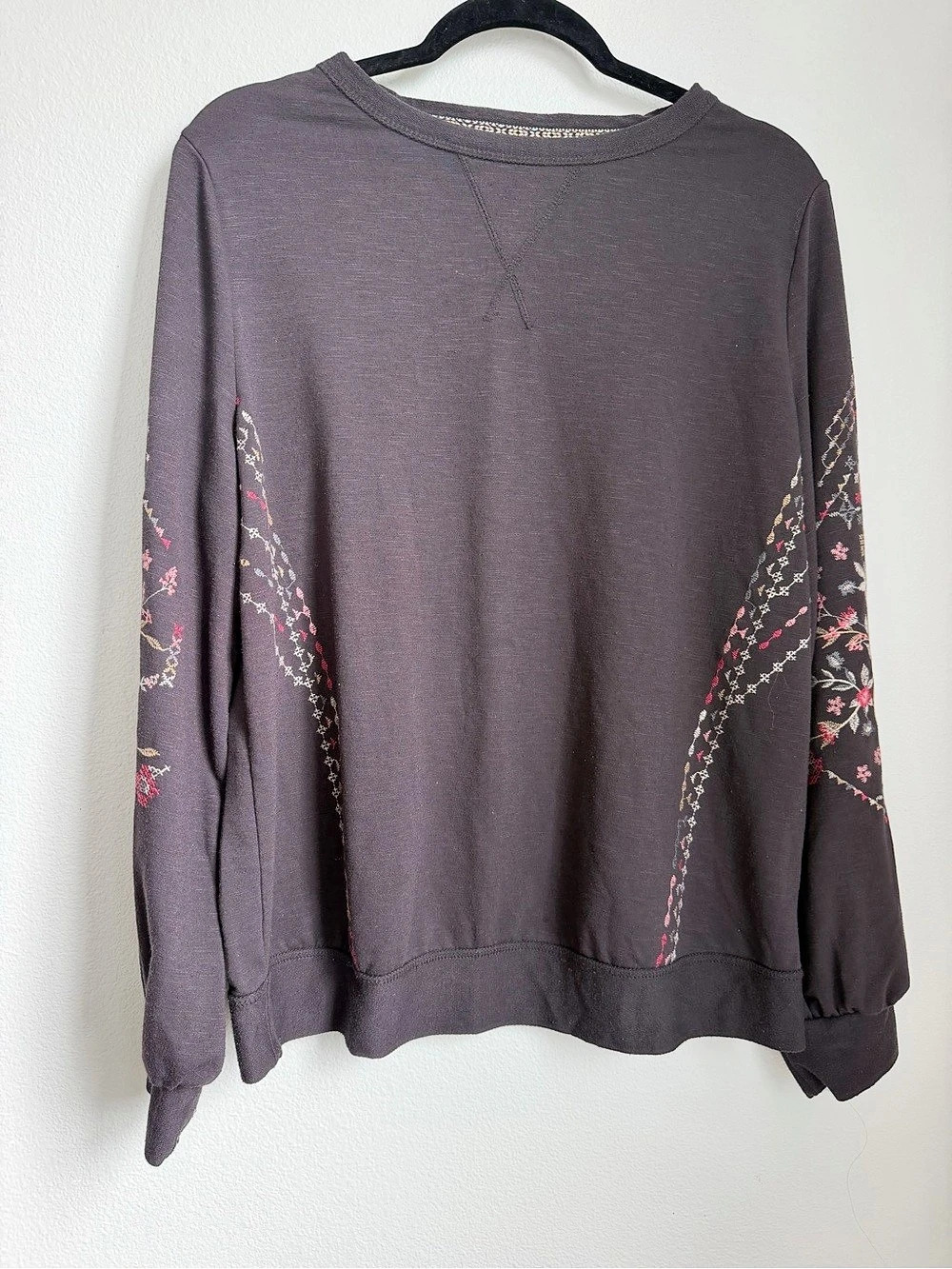 Knox Rose Floral-Print Embroidered Sweatshirt Black